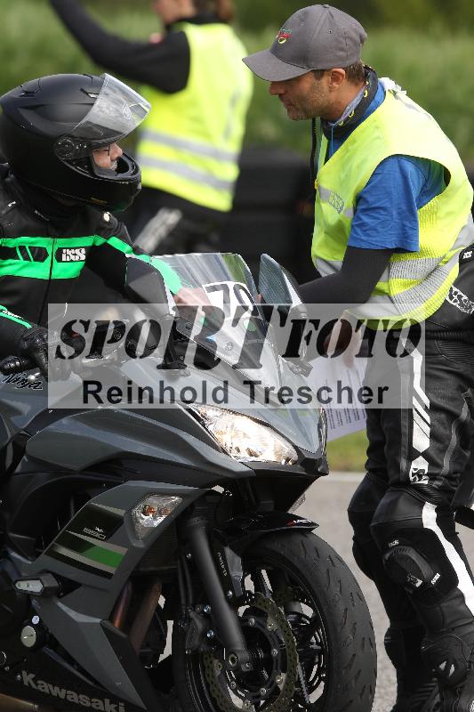 /Archiv-2025/10 23.04.2025 Cornu Master School ADR/gruen-vert/70